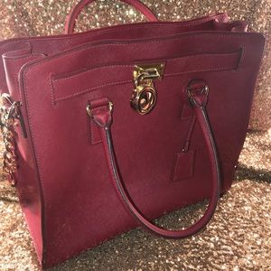 🚨🚨24 HR PRICE DROP $100 Michael Kors AUTHENTIC🚨